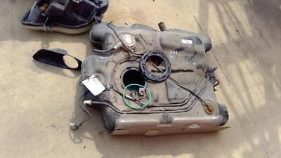 Used Fuel Tank fits: 2011 Dodge Caravan  Grade A Foto 1 de 4