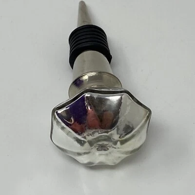 Tapón de botella de vino estilo perilla de puerta vintage de vidrio metálico tono plateado Foto 1 de 4