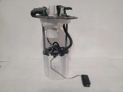 Used Fuel Pump fits: 2018 Chevrolet Trax Pump Assembly FWD Grade A Foto 1 de 4