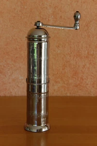 KYM türkische Mokkamühle Handmühle Reisemühle Messing chrom coffee grinder - Bild 1 von 9