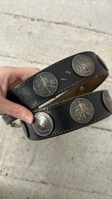 Cinto de concha vintage de couro genuíno Liberty Coin - Imagem 1 de 4