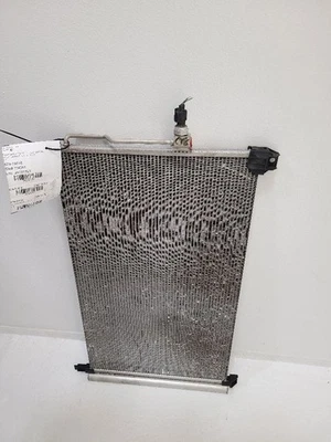 Condensador de aire acondicionado Nissan Murano 2015 16 17 18 19 20 21 22 2023  Foto 1 de 4