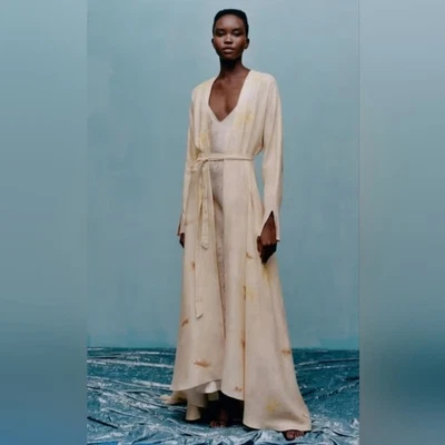 NUEVO CON ETIQUETAS Zara CFDA/VOGUE Edición Limitada Tie Dye Kimono Bata Mujer Mediana/Grande Crema Foto 1 de 4
