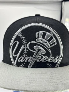 Gorra de béisbol marca New York Yankees 47; gris una gorra negra con logotipo grande - Imagen 1 de 24