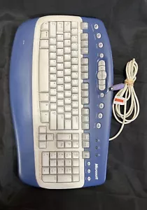 Microsoft Natural Multimedia Keyboard 1.0a - Picture 1 of 4