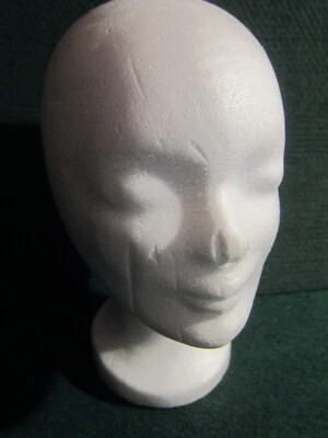 Perückenkopf (Styropor) weiblich - Bild 1 von 4