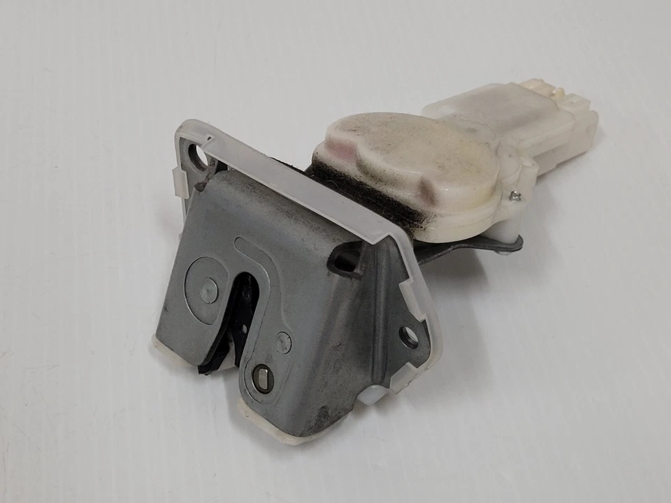 Suzuki Swift EZ Hatch Tail Gate Lock Mechanism 05 - 11 - Image 1 of 3
