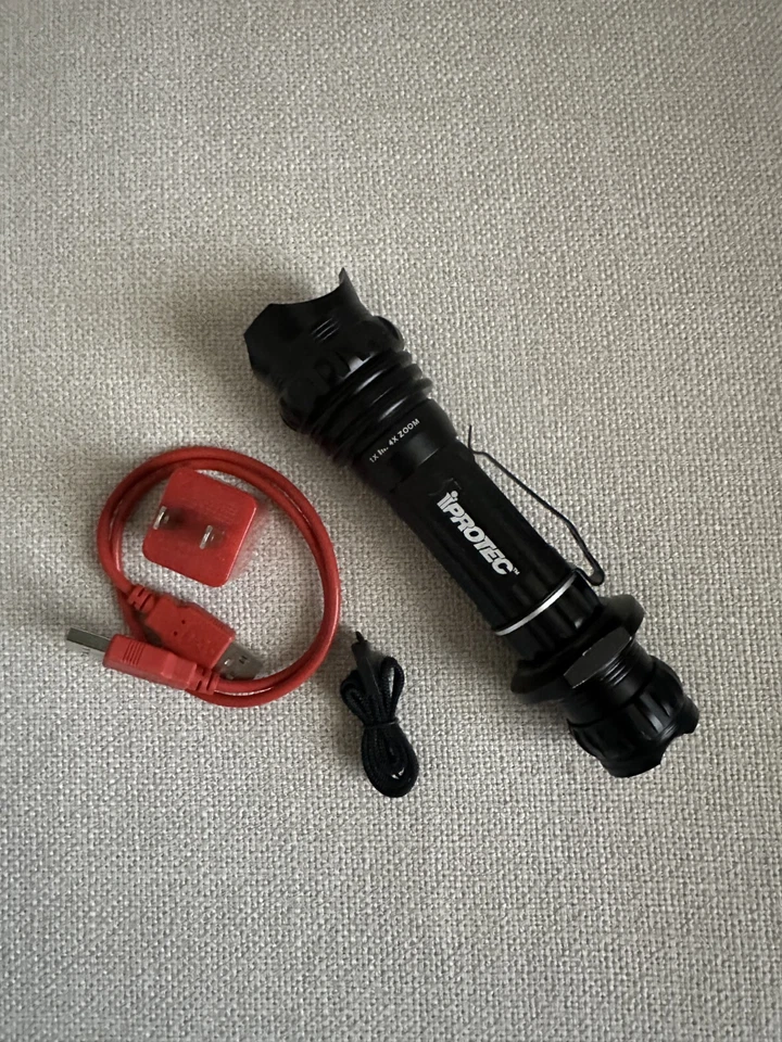 Iprotec Pro 380 Light Rechargeable Flashlight With Power Bank