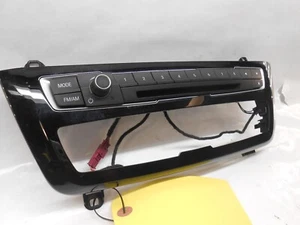 Bisel de ajuste de radio control de clima AM-FM BMW 230I, F23 61316832881 /6832881 DX0608 - Imagen 1 de 6