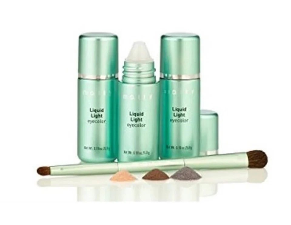 Nuevo en caja Mally Liquid Light Sombra de Ojos Trío + Cepillo Marrón Champagne Ciruela Foto 1 de 1