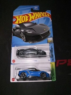 Paquete Hot Wheels Lotus Emira gris y azul Foto 1 de 3