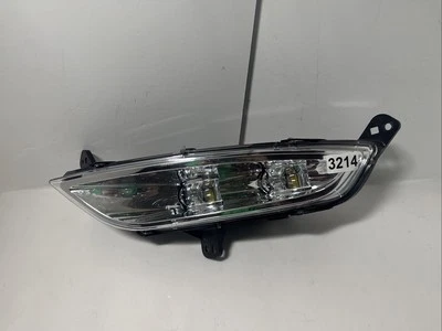 Luz antiniebla del lado del conductor izquierda para Chrysler 200 2015 2016 2017 OEM #9403203 Foto 1 de 4