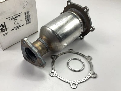 Каталитический преобразователь прямой посадки передний левый Magnaflow 50211 96-00 Pathfinder 3,3 л - Изображение 1 из 4