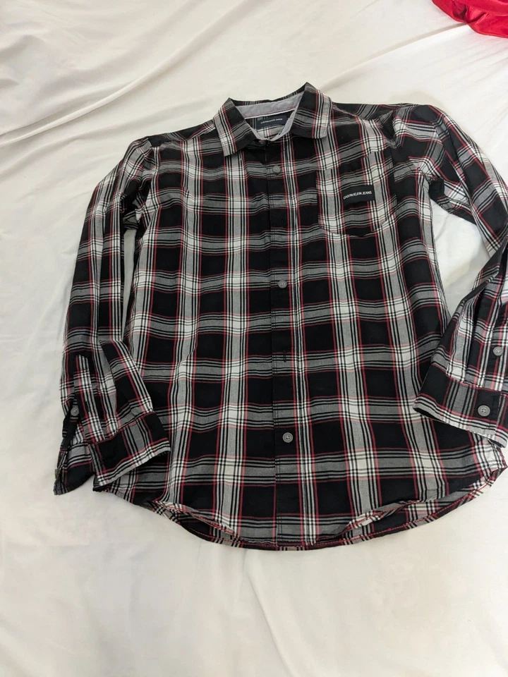 Camisa Calvin Klein Manga Larga a Cuadros Abotonada Negra Gris Roja Talla 14/16 Niños Foto 1 de 4