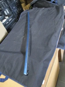 2014 MASERATI QUATTROPORTE FRONT RIGHT DOOR WINDOWS MOLDING 670009851 - Picture 1 of 3