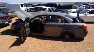 A4 AUDI 2005 bisagra capó 332502 Foto 1 de 4