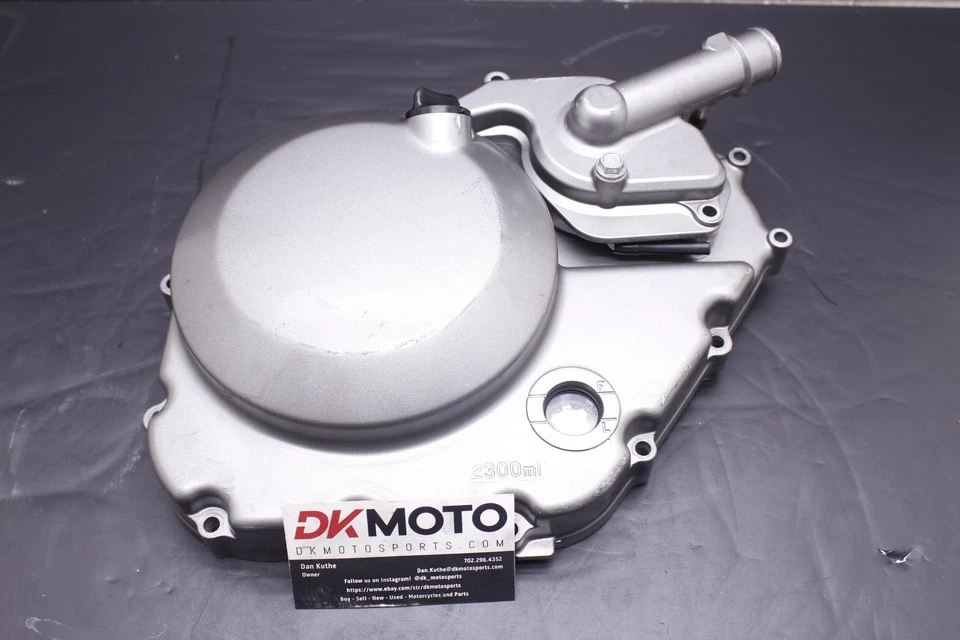 2003 Suzuki Sv650 Clutch Side Engine Motor Cover R8.BX15 Foto 1 de 4