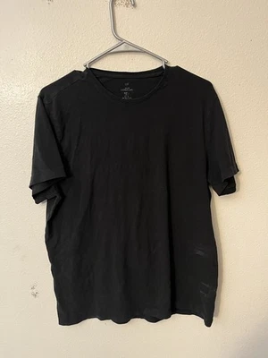 Camiseta de hombre H&M ajustada cuello redondo manga corta talla grande negra Foto 1 de 4
