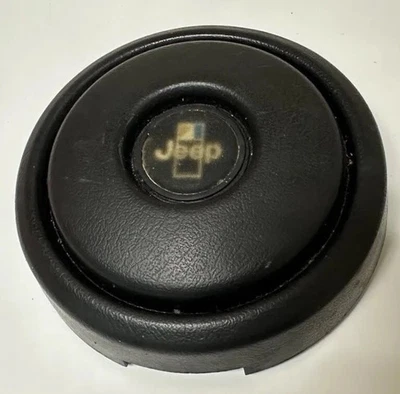 Botón de bocina AMC Jeep FSJ Wagoneer Cherokee J10 J20 3236026 rueda de 3 radios NEGRO Foto 1 de 4