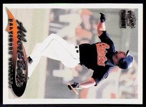1999 Pacific Paramount #31 Albert Belle Baltimore Orioles Baseball Card - Picture 1 of 2