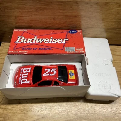 Литая банка Ricky Craven No25 97' Budweiser Chevy Monte Carlo Action 1:24 NASCAR - Изображение 1 из 4