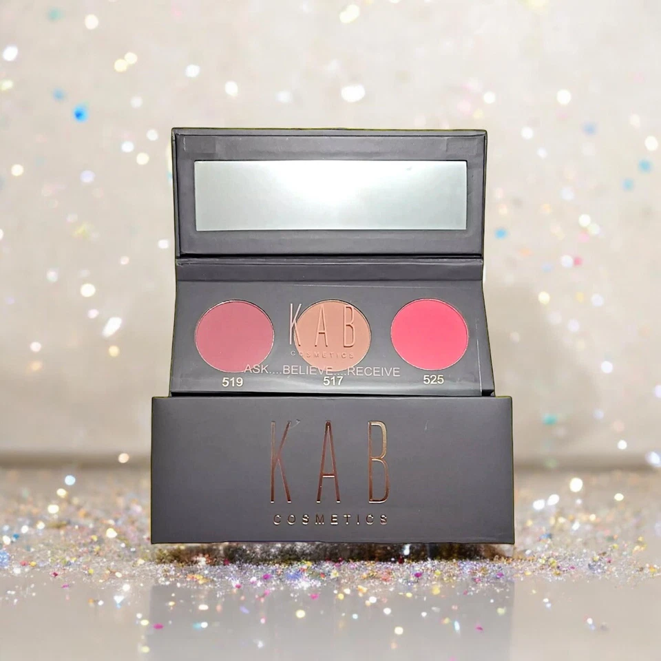 KAB COSMETICS BlushMeUp Palette Vanilla Bean 0.30 oz New In Box MSRP $30 - Image 1 of 4