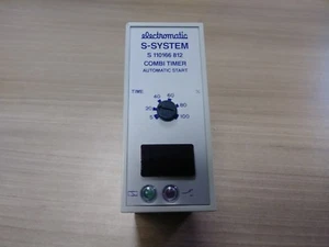 S 110166 812 - Carlo Gavazzi  Combi Timer  Automatic Start - Picture 1 of 4