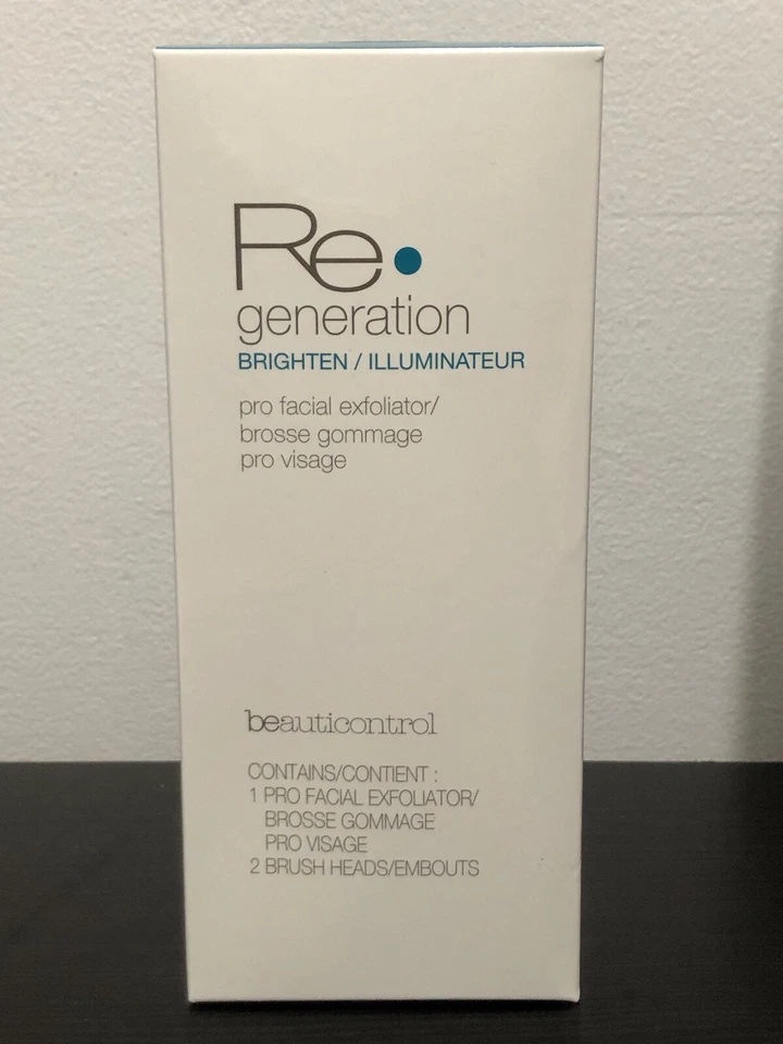 Beauticontrol Regeneration Brighten Pro Facial Exfoliator Include 2 Brush Heads - Image 1 of 3