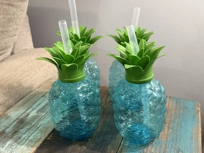 4 tazas de piña con pajita, tazas de piña de plástico con tapas cerradas Hawaii Foto 1 de 3