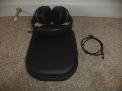 Auriculares Bluetooth con cancelación de ruido Bose QuietComfort 45 - negros (437310) Foto 1 de 4