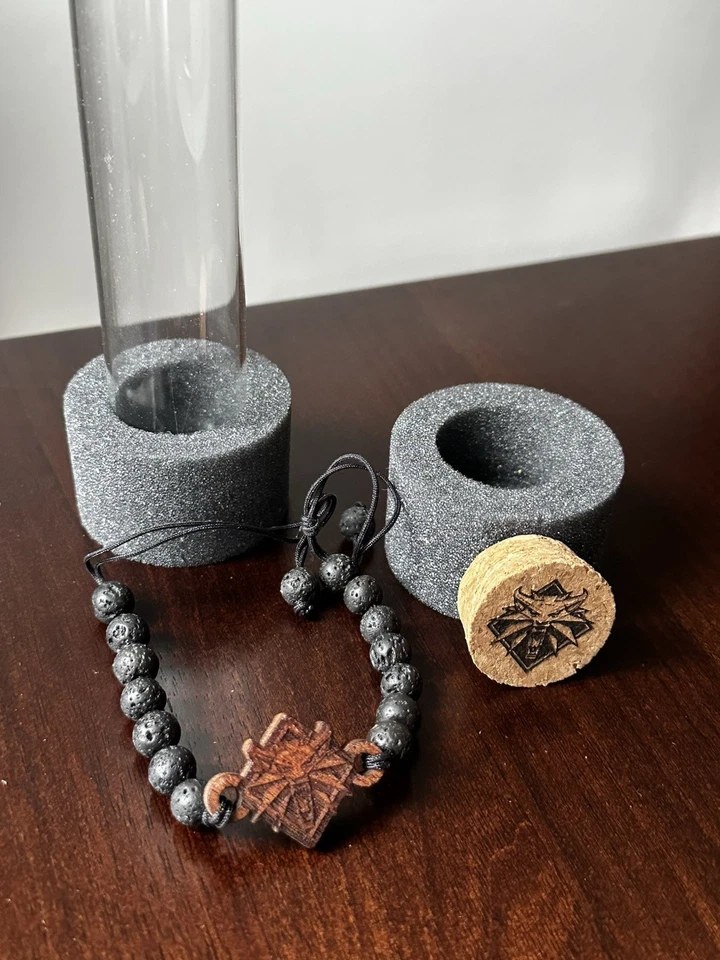 The Witcher Wolf School Emblem Bracelet - Image 1 of 4