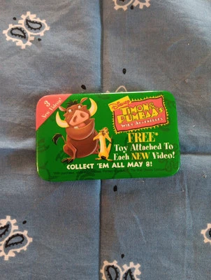 Vintage Timon & Pumbaa's Wild Adventures Free toy Promotional Movie Pin Disney - Image 1 of 4