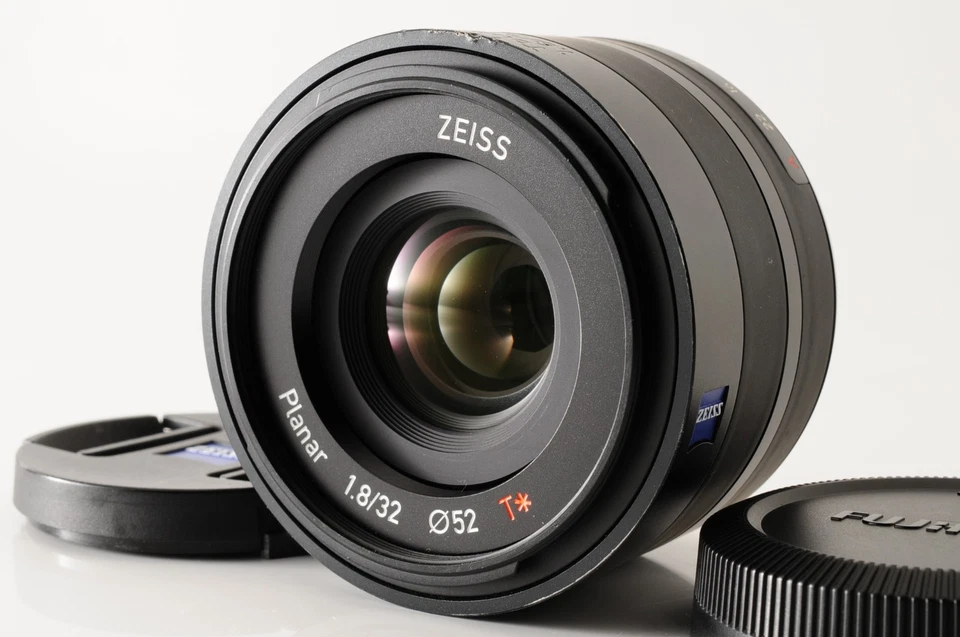 Lente Carl Zeiss Touit 32 mm F1.8 AF para montaje Fujifilm X 【Casi COMO NUEVA】#08S-2328 Foto 1 de 4