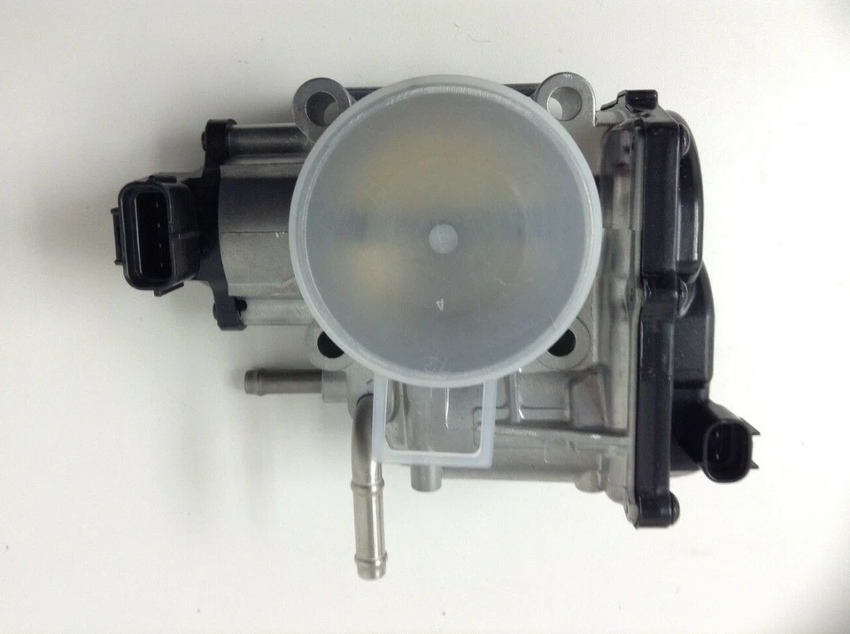||NEW 2203020051 Throttle Body TOYOTA (2001-2005)|| - Image 1 of 4