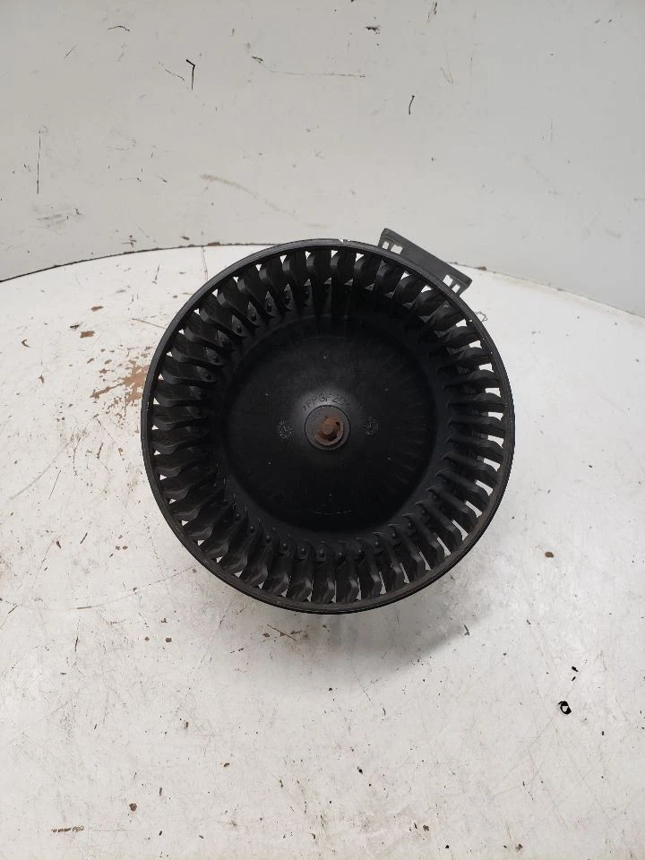 Motor soplador compatible con 08-12 ESCAPE 1409451 Foto 1 de 4