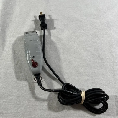 Andis T-Outliner Modelo G Profesional T-Blade Recortadora con Cable (SIN CUCHILLAS) Foto 1 de 4