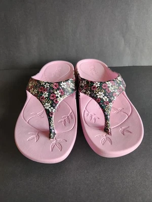 Alegria By PG Lite 女式野花人字拖 38 凉鞋 ODE-5648 美国 8 丁字裤 — 第 1/4 张图片