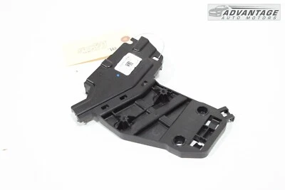 Jeep Compass 2017-2018 soporte de cerradura de puerta lateral izquierda OEM Foto 1 de 4