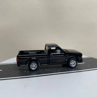 Camioneta Johnny Lightning Xtreme años 90 Muscle 1991 GMC Syclone S-10 negra 1/4420 casi nueva Foto 1 de 4