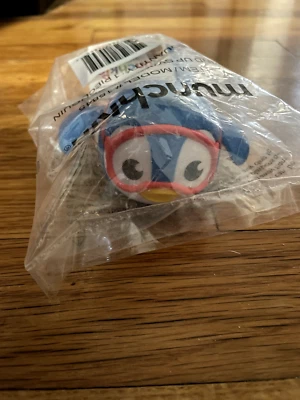 Munchkin 发条游泳企鹅婴儿和幼儿玩具,蓝色全新未拆封 — 第 1/3 张图片