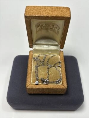 Auténtico collar solitario de diamantes Tiffany & Co platino PT 950 0,12 quilates Foto 1 de 4