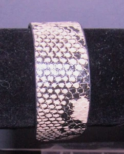 Snake Skin look Strap Bracelet - Picture 1 of 5