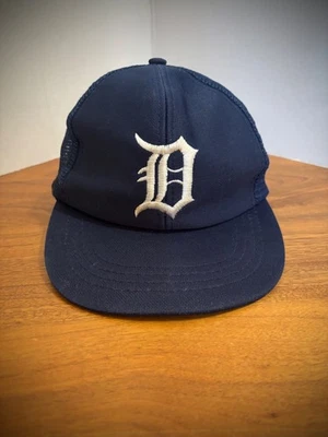Vintage Detroit Tigers Snap back Youth Baseball Cap - Image 1 of 4