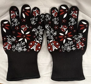 Temptations Floral Lace Red Oven Mitt Gloves Holiday Kitchen Textiles – New - Picture 1 of 2