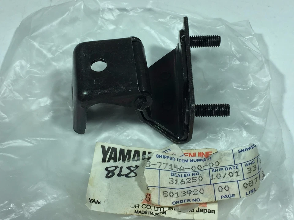 НОВЫЙ OEM YAMAHA SR540 SS440 XLV540 ШАРНИР 8L8-7714A-00-00  - Изображение 1 из 1