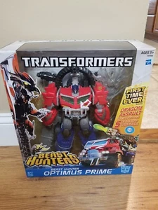 Transformers Prime Beast Hunters Optimus Prime Voyager Sword & Shield Sealed - Picture 1 of 2