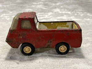 Vtg Tonka Red Wrecker Tow Truck #555 missing Hook 60s Pressed Steel -- 5496 - Picture 1 of 6