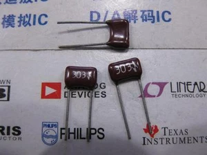 10x RE35-303	30K 1% 1/4W  Susumu Noninductive Resistors  30KΩ  5mm - Picture 1 of 1
