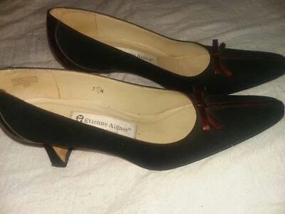 Vintage Etienne Aigner Shoes  Size 7.5 M Bow black Brown trim Leather soles - Image 1 of 4