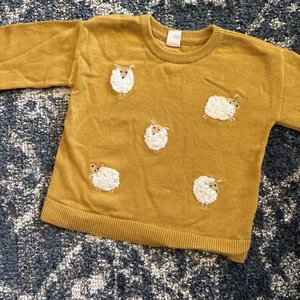 Toddler Girl Baby Gap Sweater Size 4 Mustard Yellow Sheep Lambs Fall Winter - Picture 1 of 5